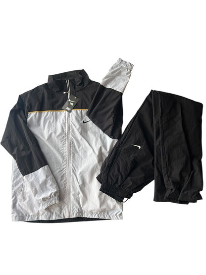 Pants Deportivo Negro / Blanco